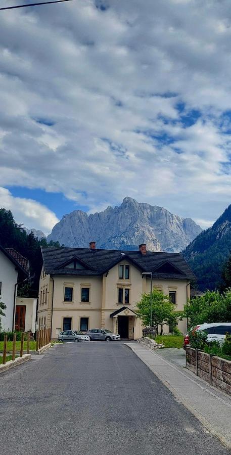 Apartamento Lena'S Retreat In The Heart Of Kranjska Gora Exterior foto